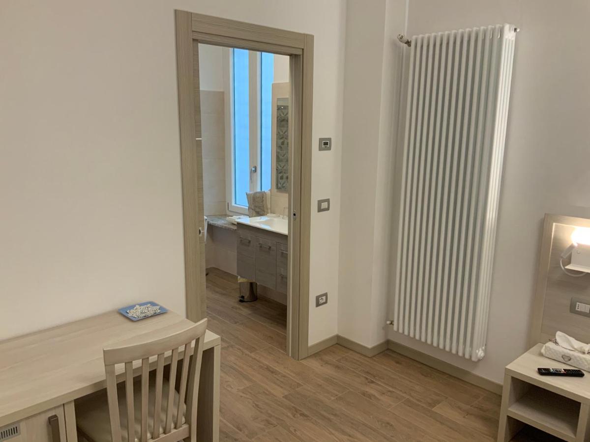 Residenza Pezzani Otel Parma Dış mekan fotoğraf