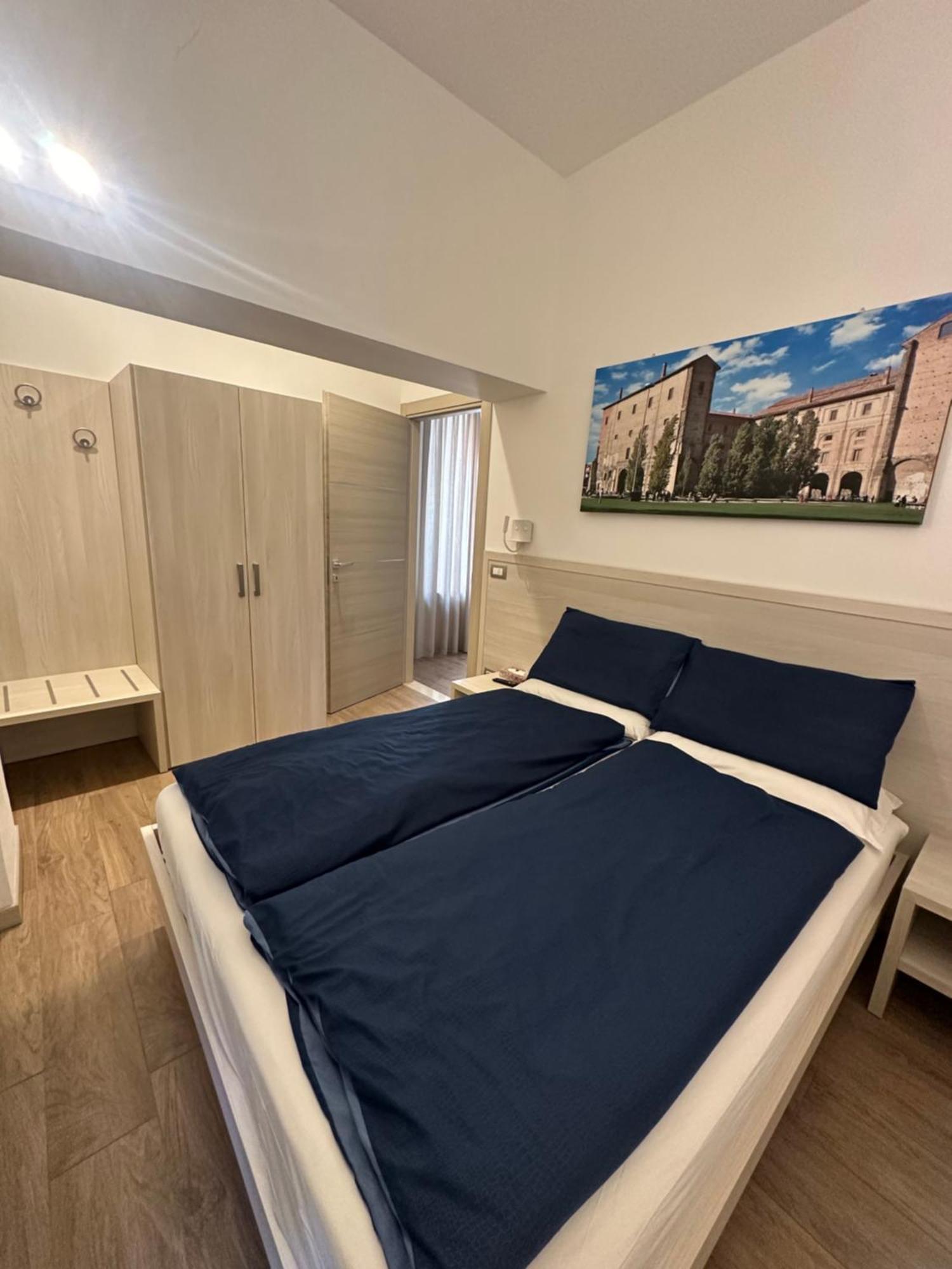 Residenza Pezzani Otel Parma Dış mekan fotoğraf
